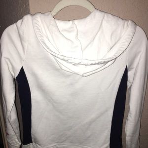 tommy hilfiger sweater